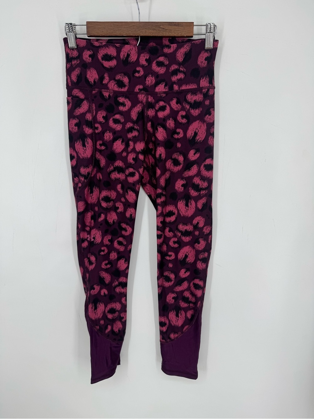 Under Armour Pink Leopard High Rise Compression Heatgear Leggings Size Medium